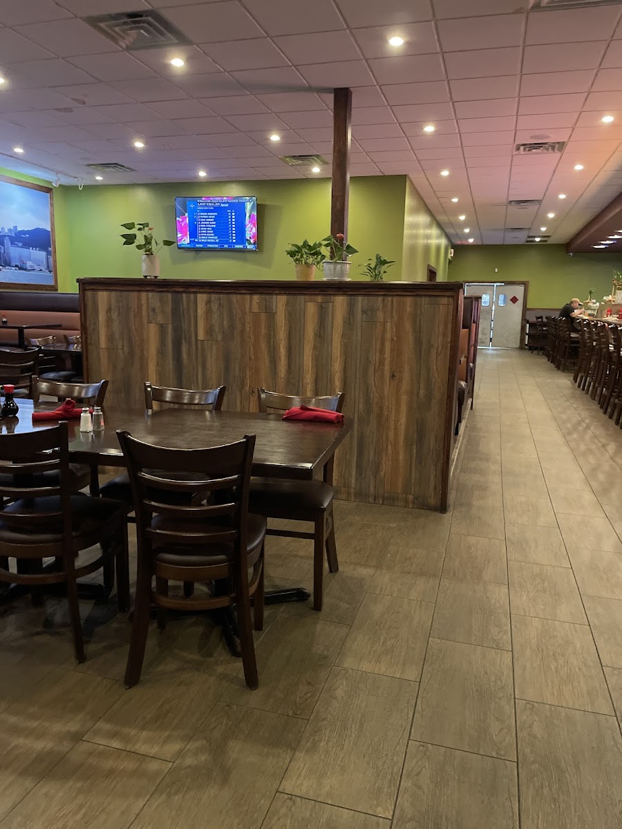 New Red Bowl - Family Friendly in Athens, GA