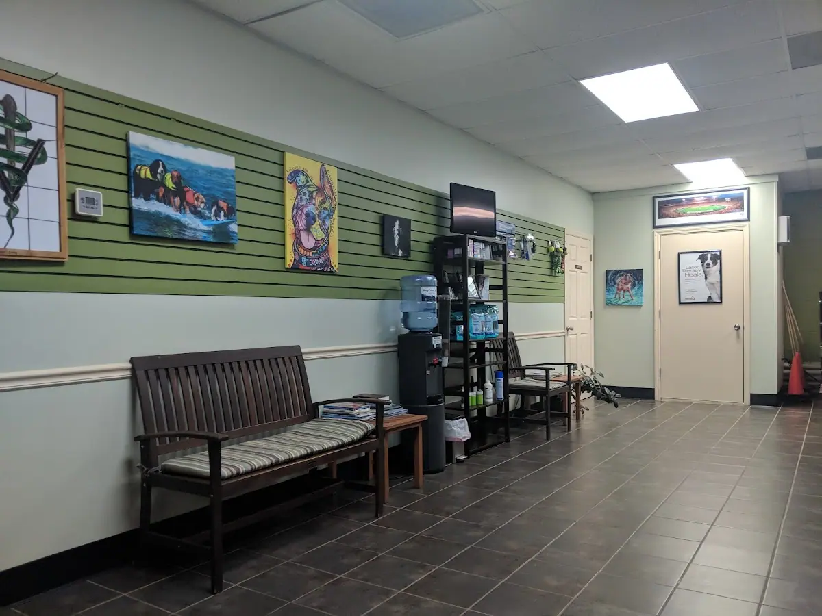 Oconee Veterinary Hospital photo 4