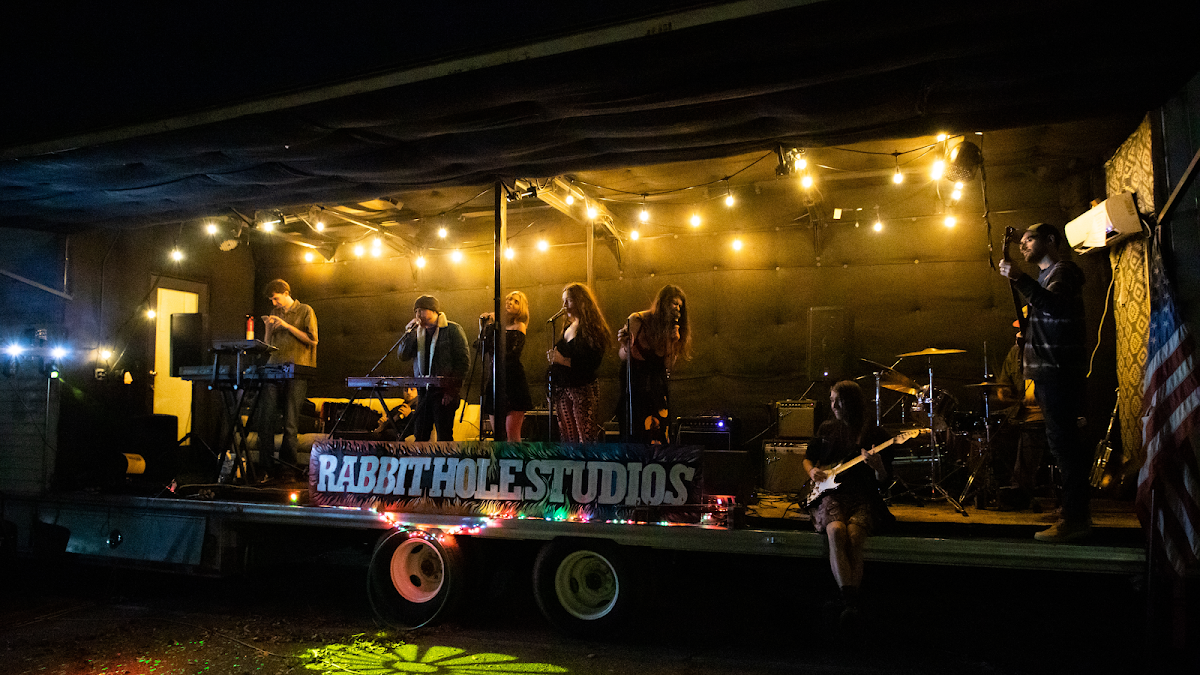 Rabbit Hole Studios - Beauty & Salons in Athens, GA
