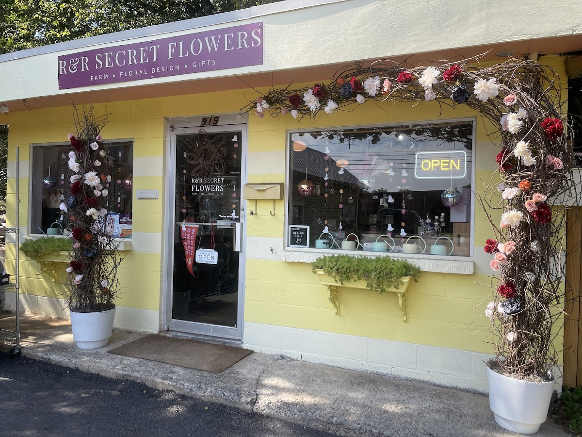 R&R Secret Flowers - Retail in Athens, GA