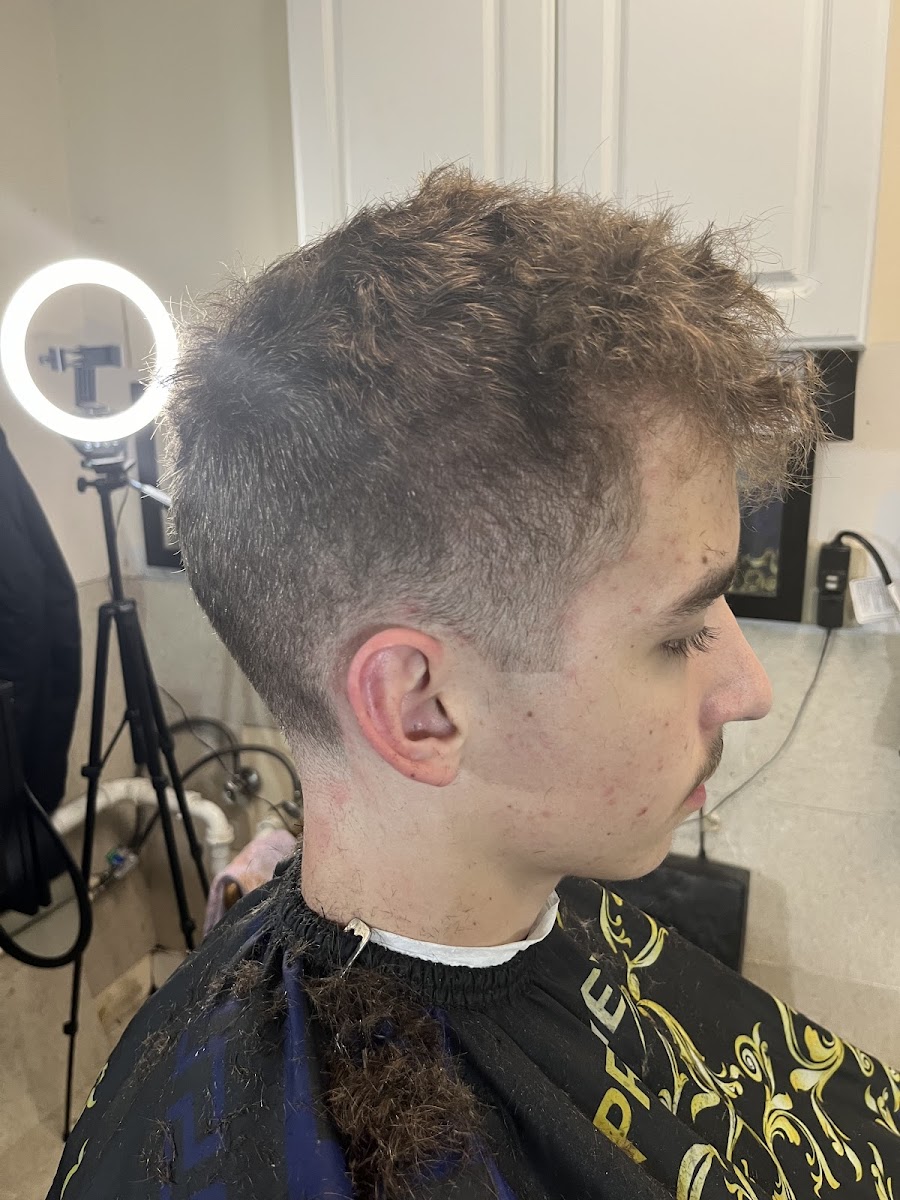 Ron's Ace Of Fades Barbershop LLC photo 3