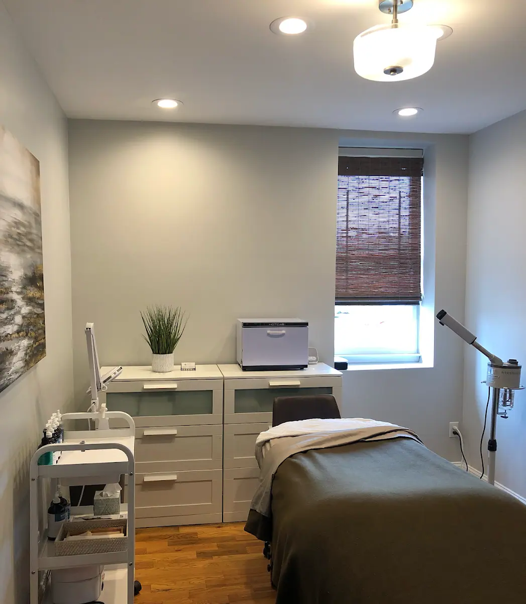 Roots Salon & Company photo 2