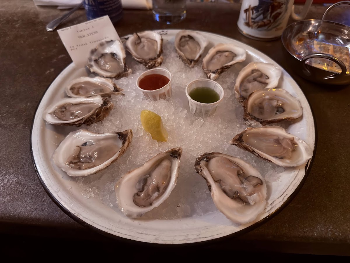 Seabear Oyster Bar photo 3