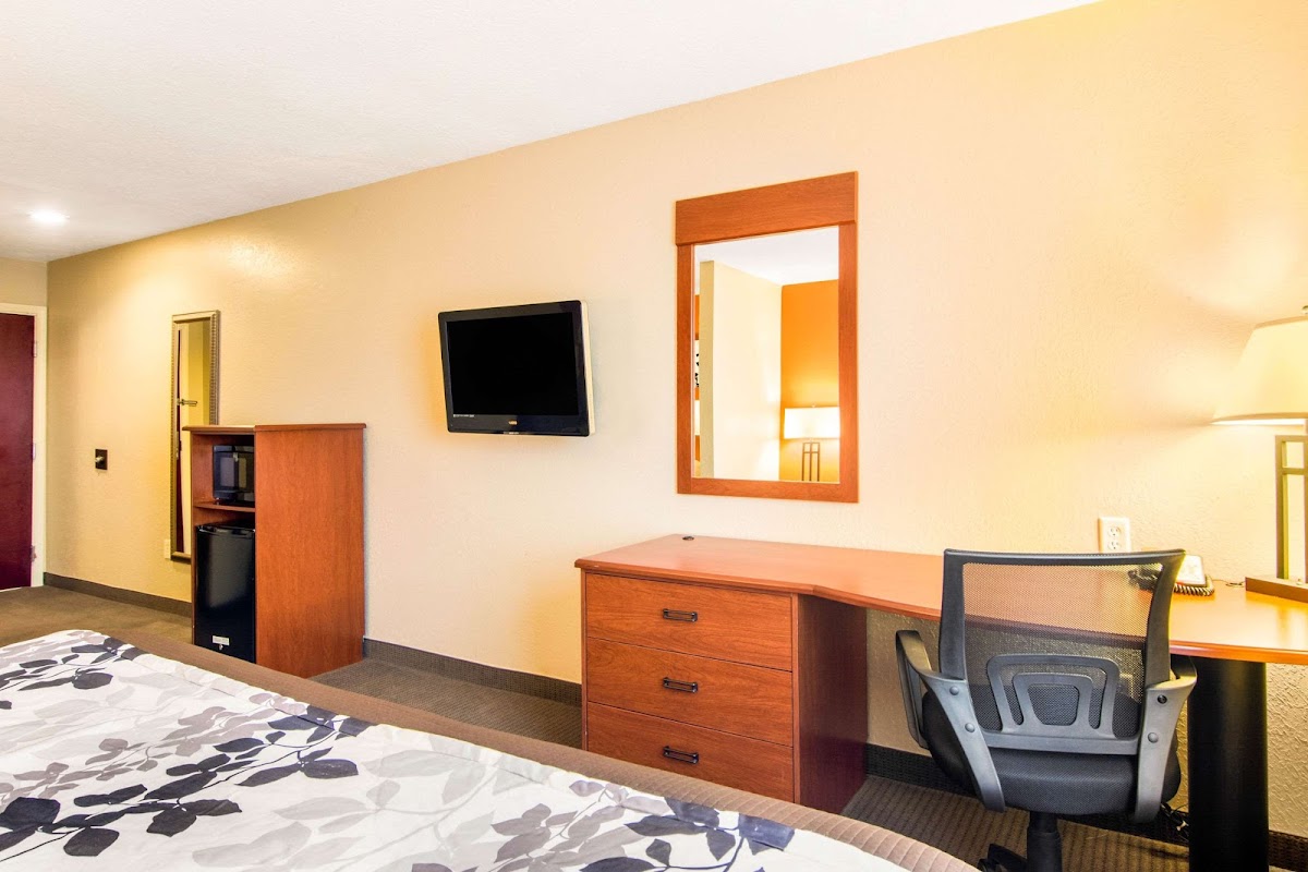 Sleep Inn & Suites Athens South photo 2