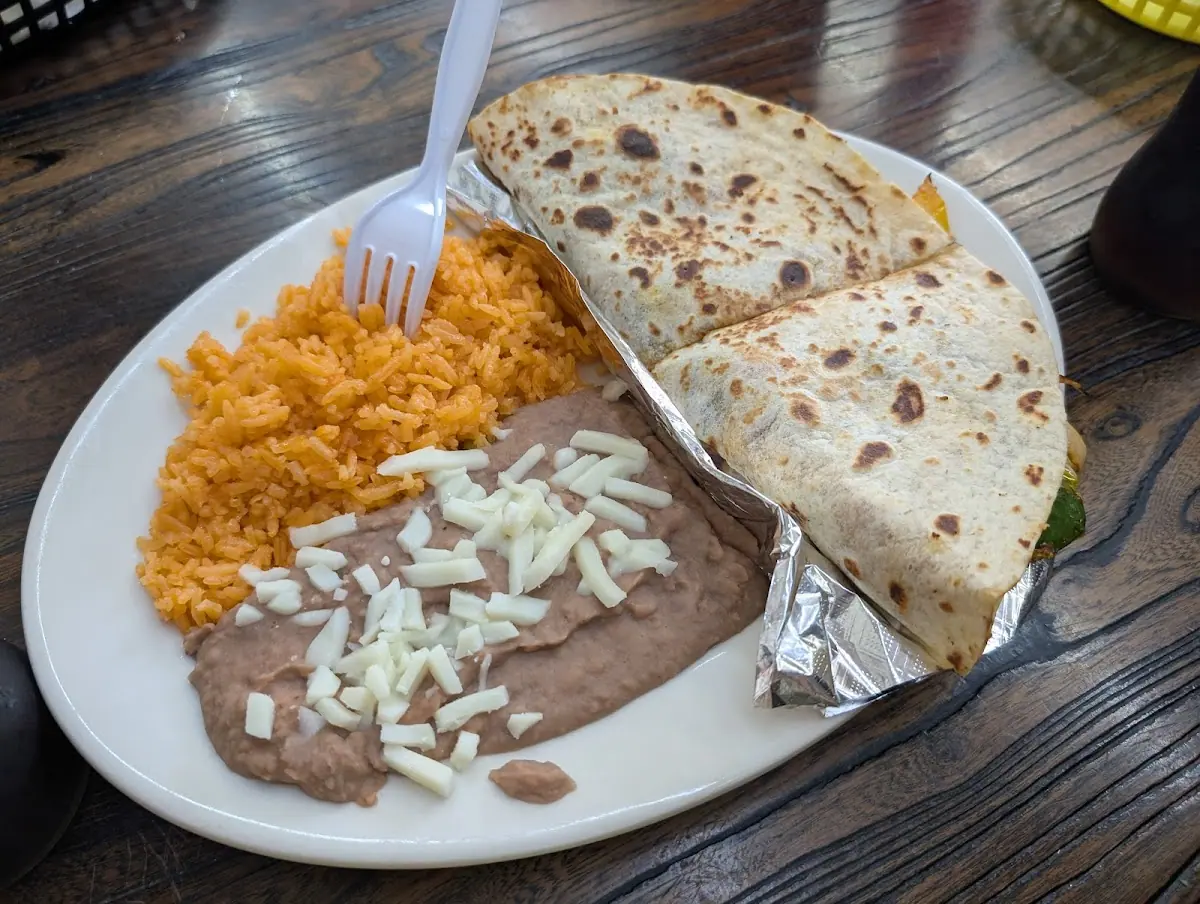 Tacos Los Plebes photo 4