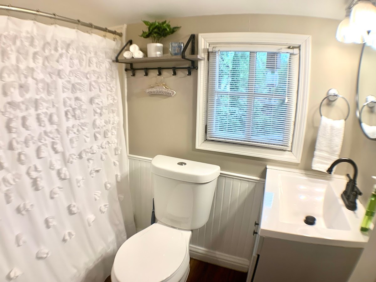 The Fox and the Farmhouse photo 3