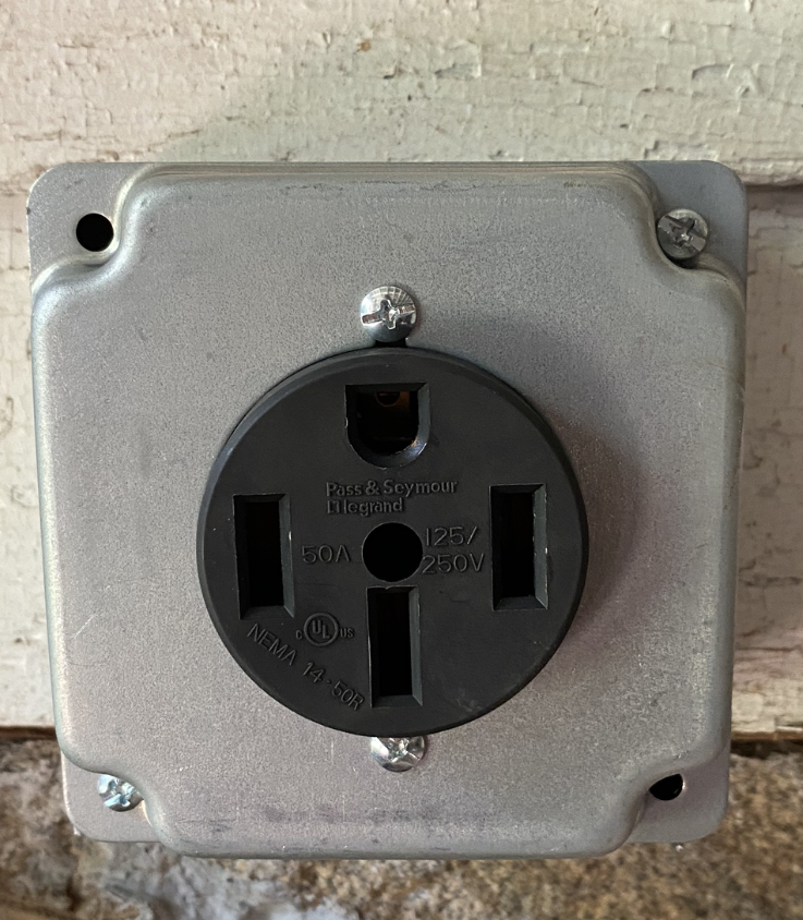 Thunderbolt Electric photo 2