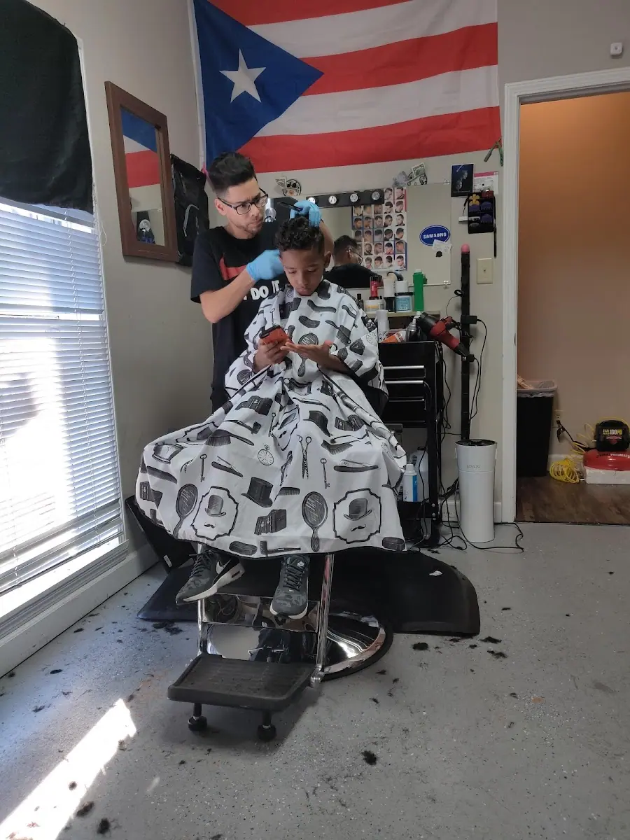 Tito's Professional Barbershop photo 3