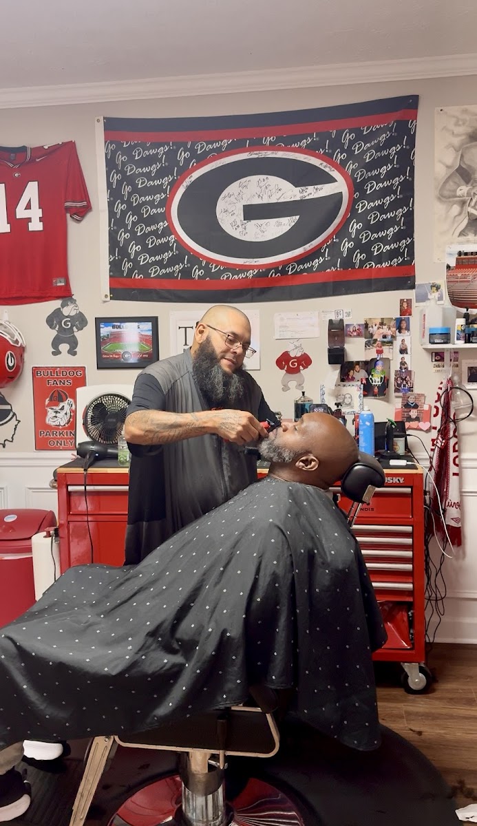 Tito's Professional Barbershop photo 4