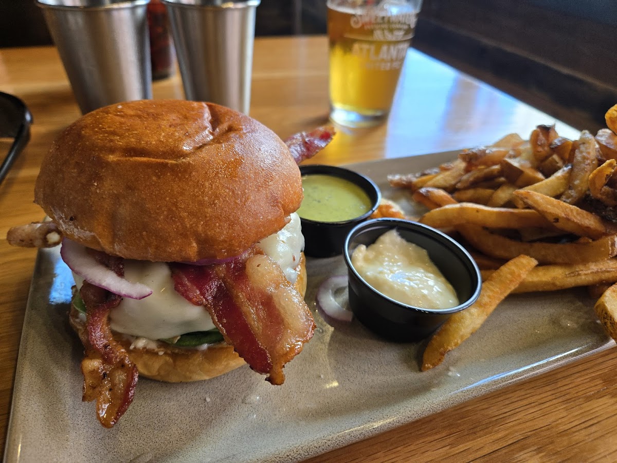 Trappeze Pub photo 3