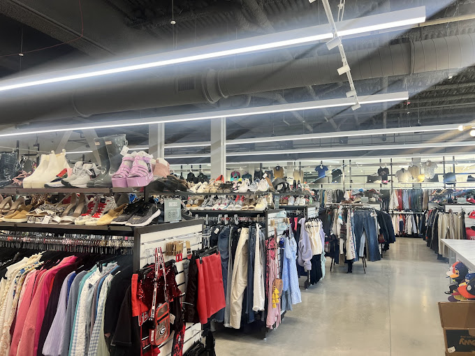 Uptown Cheapskate Athens photo 4